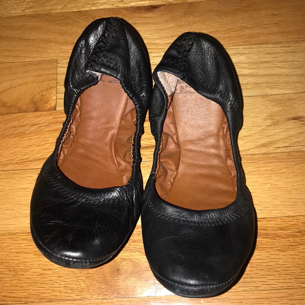 Lucky brand flats